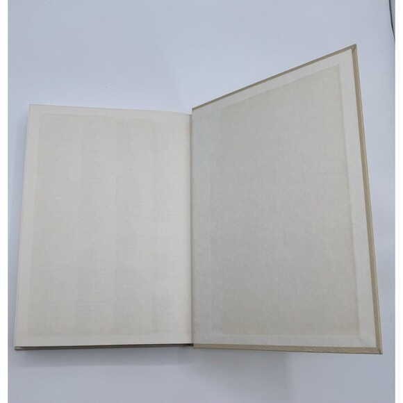 World Topics Yearbook 1991 Hardcover Book Encyclopedia Informational Facts - Picture 11 of 11